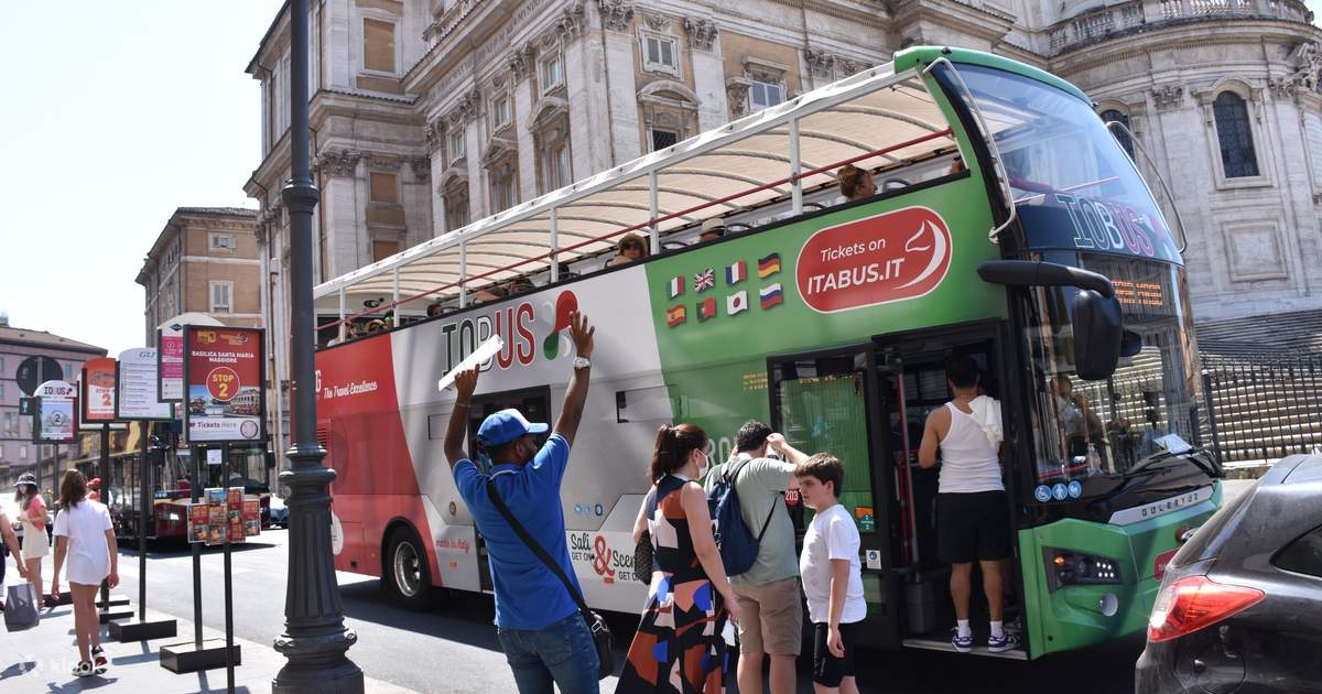 iobus-hop-on-hop-off-bus-in-rome-klook